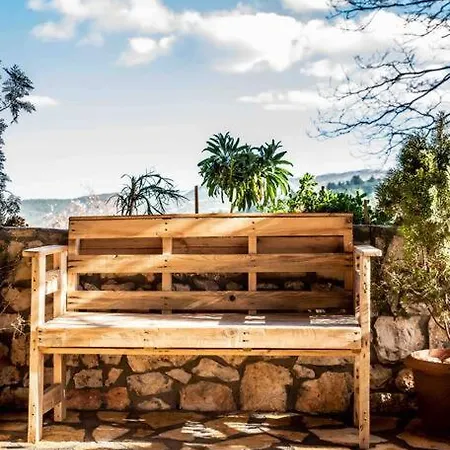 Ξενώνας Η Πλατεία * Agios Ioannis (Corinthia)