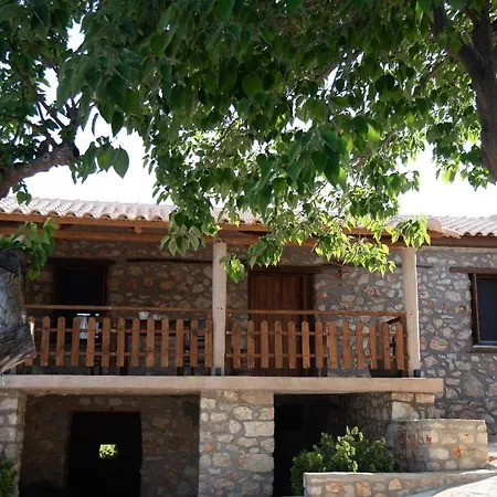 Traditional Stone アパート Agios Ioannis (Corinthia)