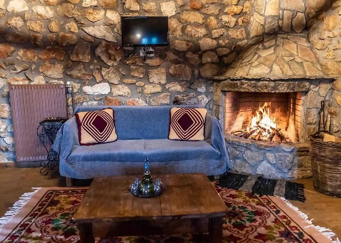 Traditional Stone * Agios Ioannis (Corinthia)